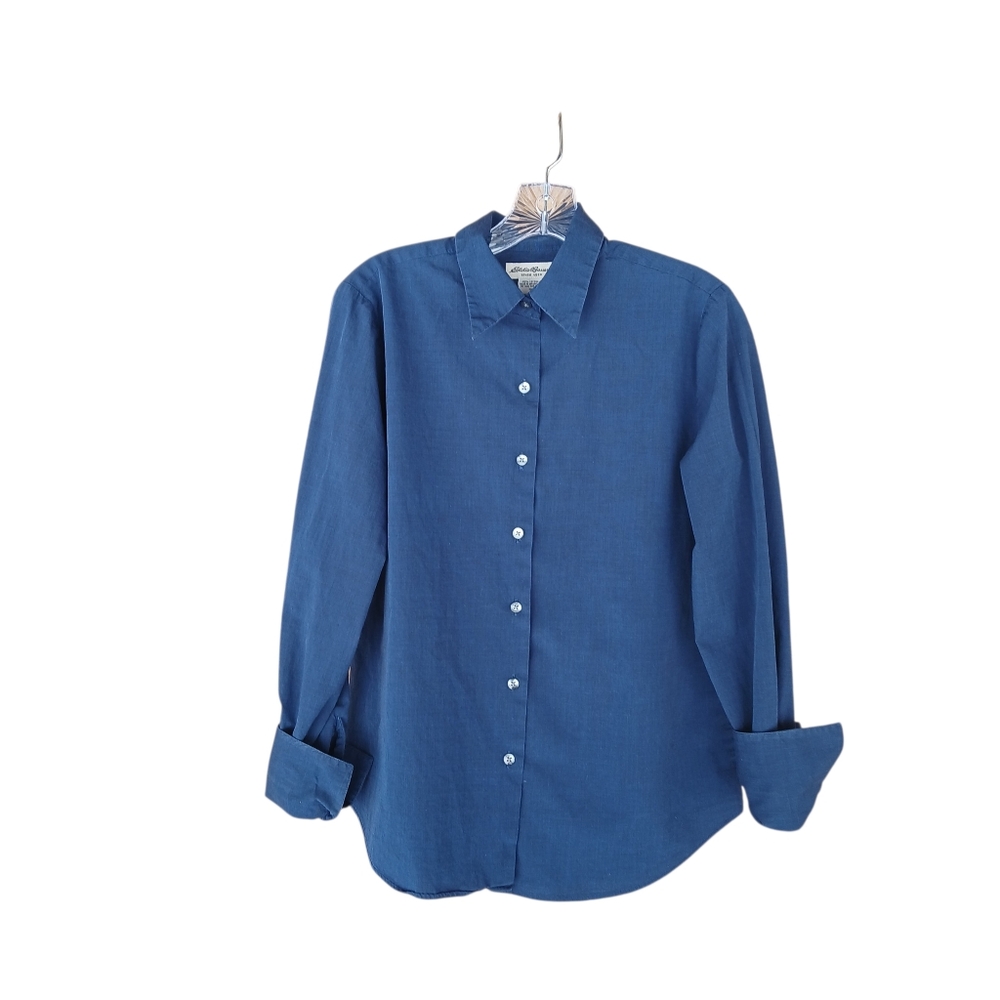 Eddie Bauer Blue Long Sleeved Button Down Shirt Medium